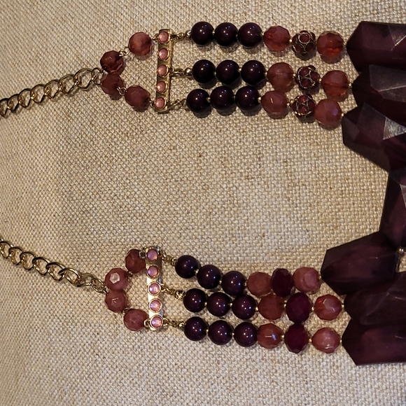 Beautiful deep burgundy jewelry necklace, earrings and cuff - Picture 6 of 7